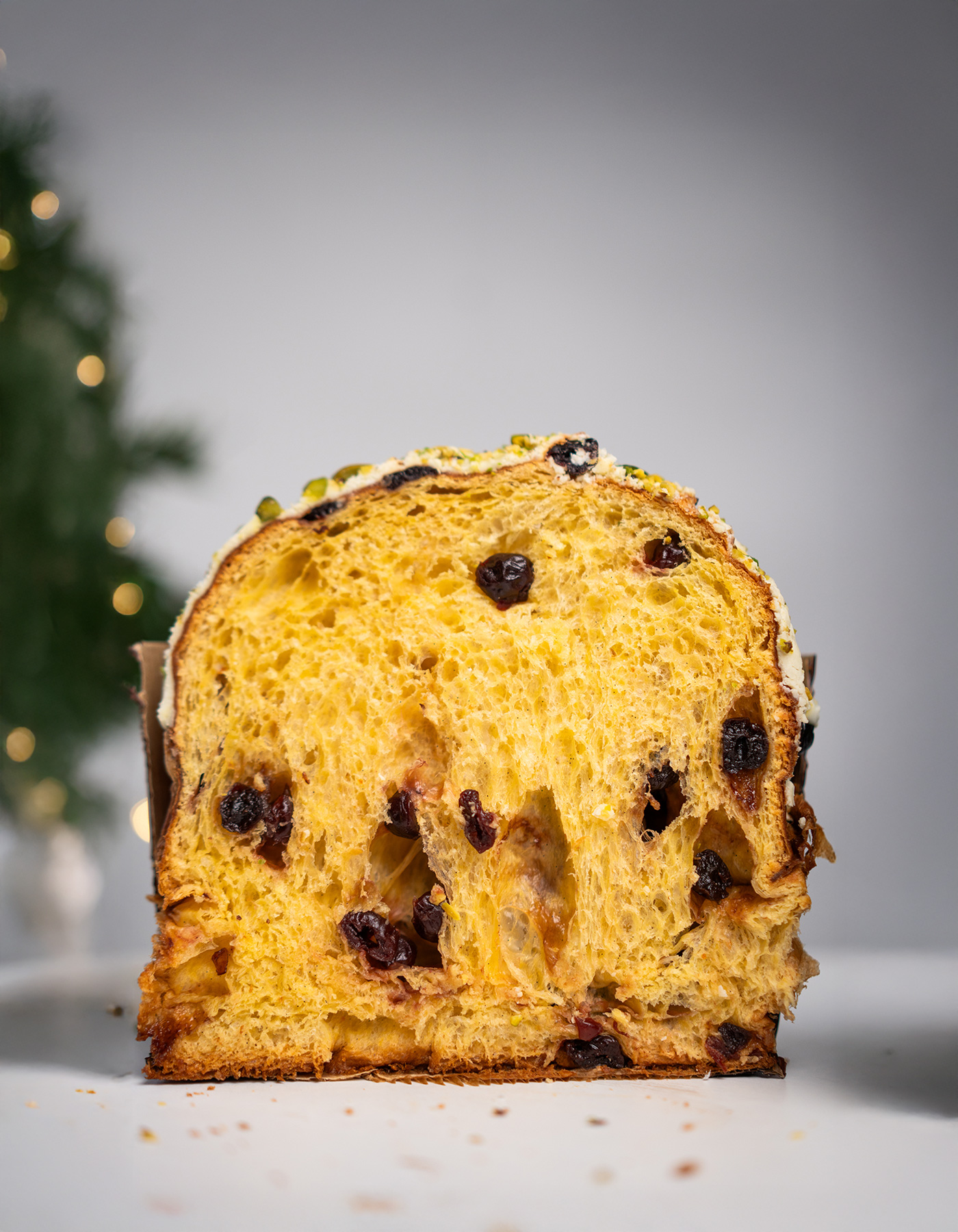 Panettone Artigianale alle Amarene - pasticceria fortuna Panettone Artigianale alle Amarene - pasticceria fortuna